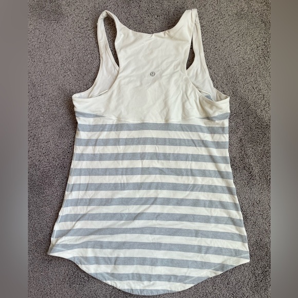 Lululemon Rulu Run First Base Layer Tank - 8 - Picture 3 of 3